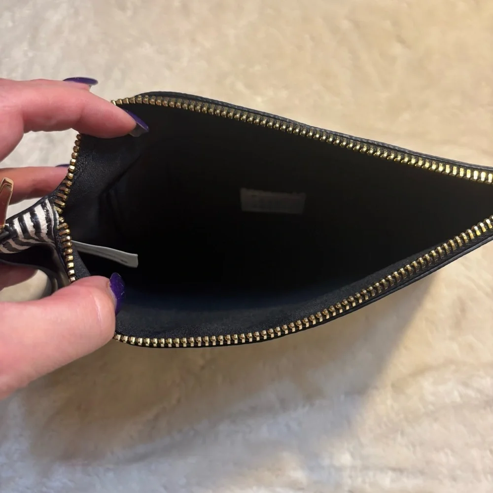 A New Day Wristlet Black White Green Taupe Tropical Leaf Vegan Cloth Interior